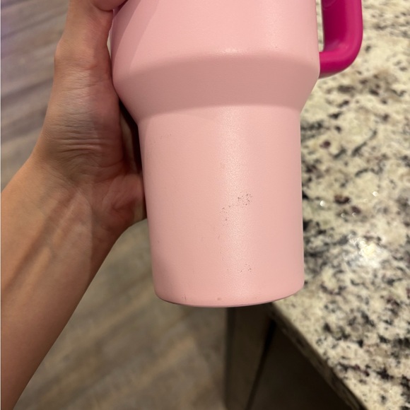 Stanley Pink Flamingo Quencher - Picture 2 of 4